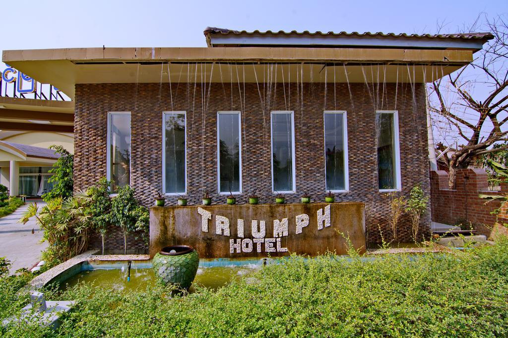 Triumph Hotel Mandalay Exterior foto